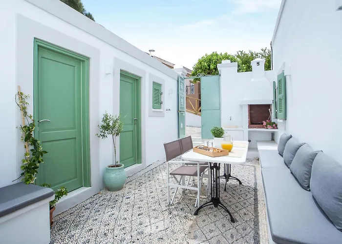 Marouli Traditional Casa de Férias *